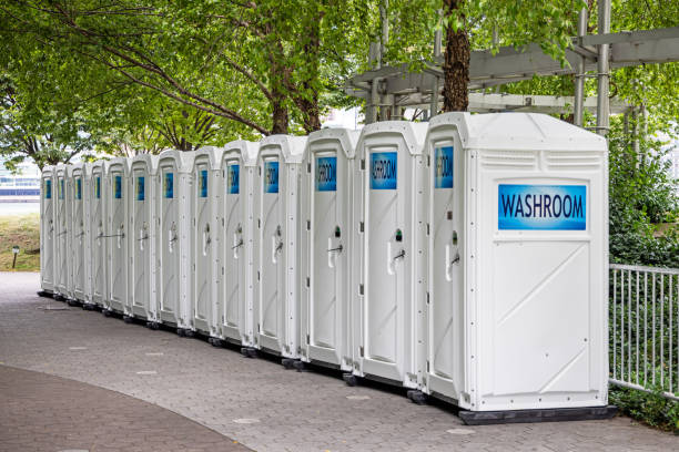 Porta potty delivery and setup in Evadale, TX